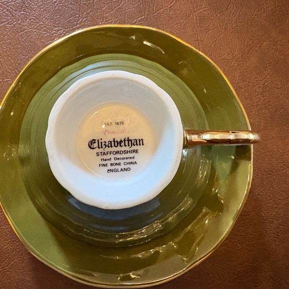 Bone China Teacups and Saucers - Made in England - Picture 11 of 14